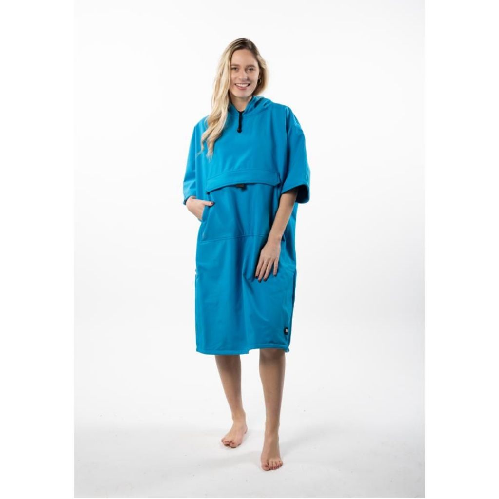 BEACH PONCHO | Lyseblå